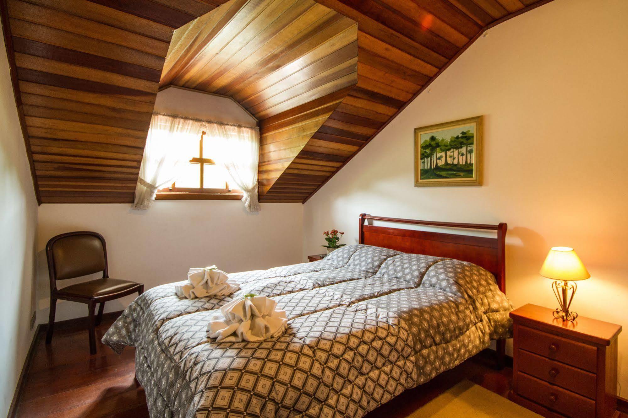Pousada Serena Campos do Jordao Ngoại thất bức ảnh