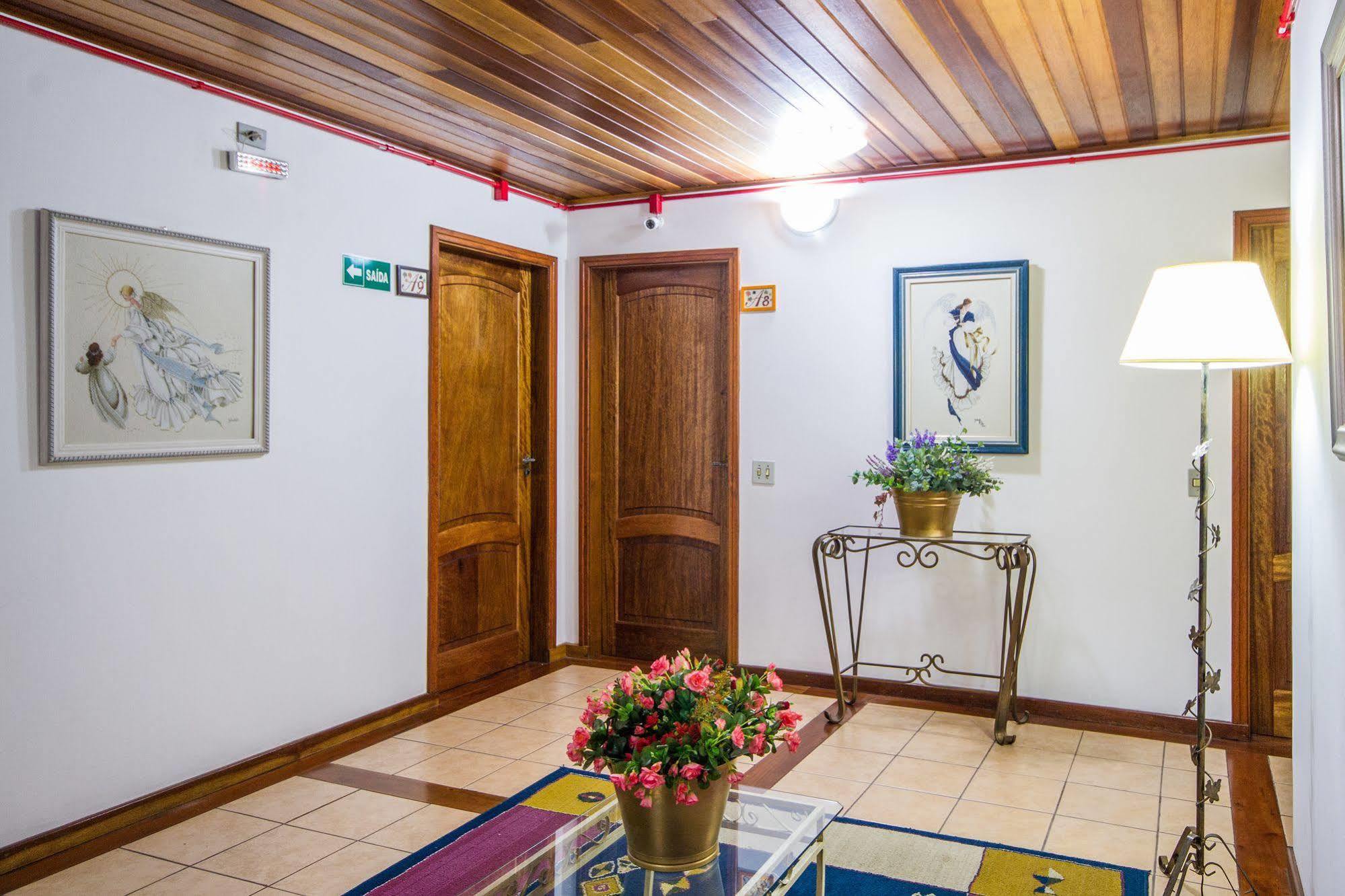 Pousada Serena Campos do Jordao Ngoại thất bức ảnh
